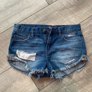 BDG Jean shorts. Size 27. Excellent condition - never worn.
